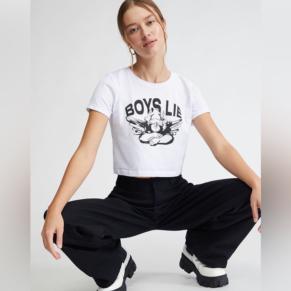 Boys Lie white Sail Cropped T-Shirt Small